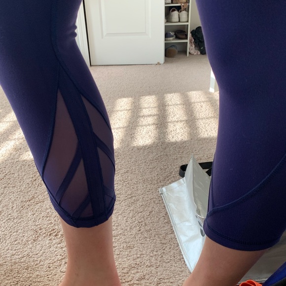 Lululemon leggings - Picture 4 of 5